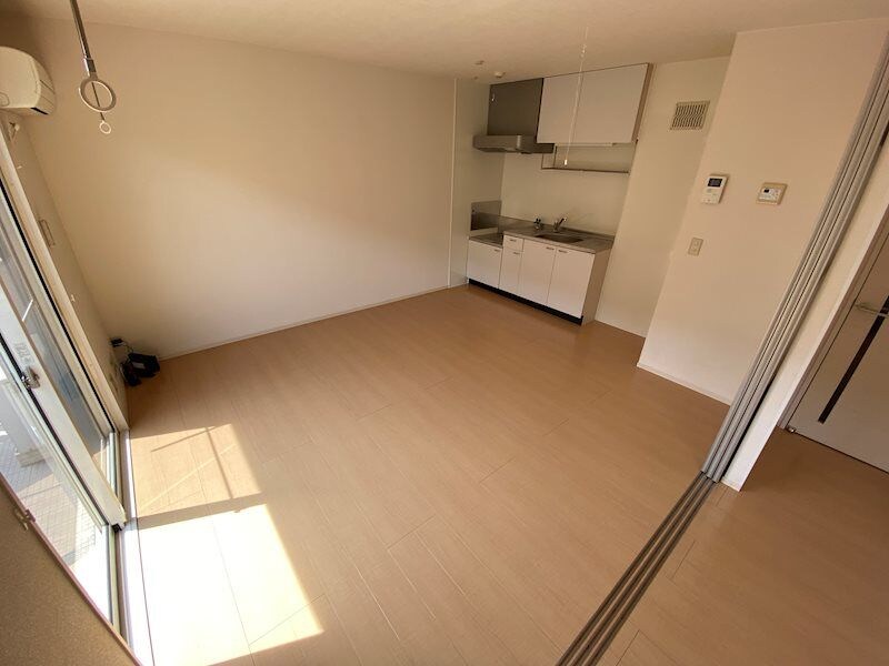 リバーハイツ東堀の物件内観写真
