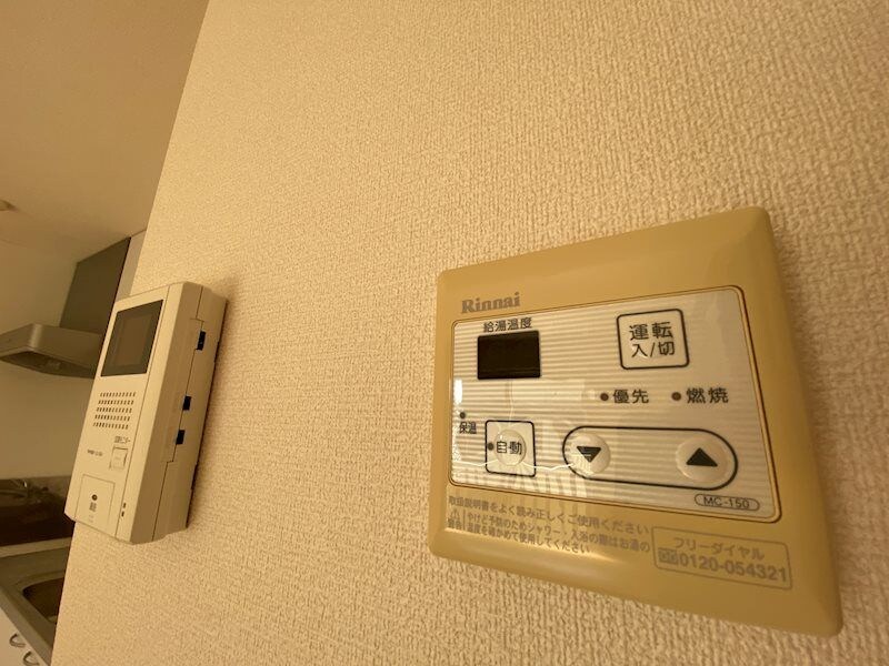 リバーハイツ東堀の物件内観写真