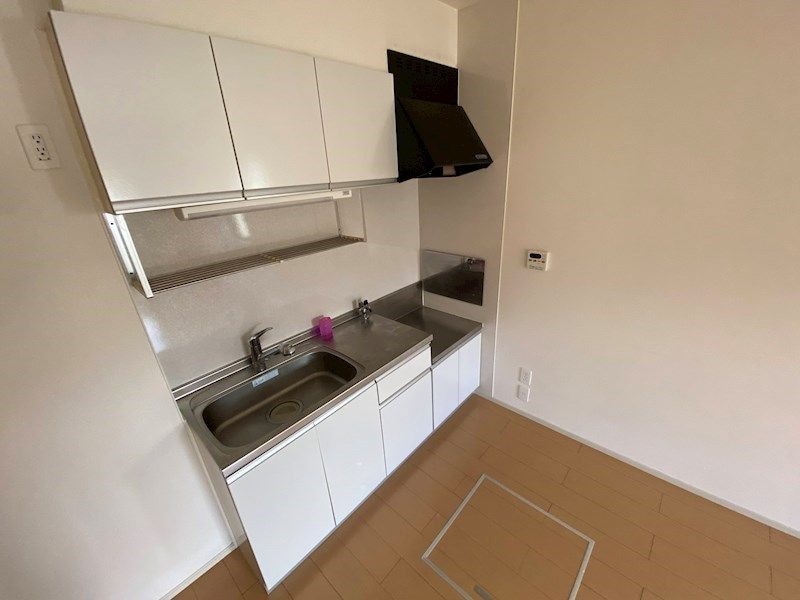 ホワイトローズの物件内観写真