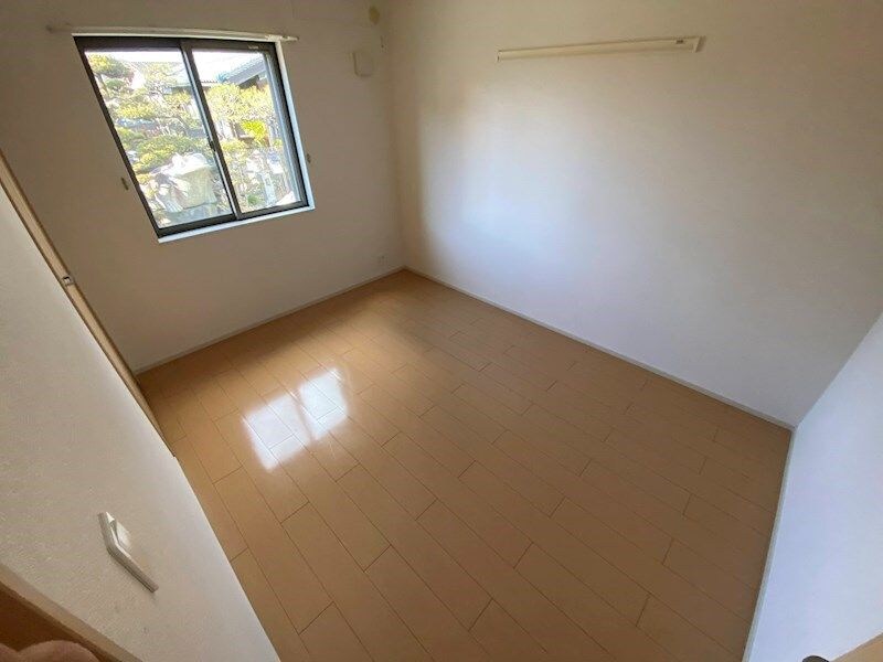 ホワイトローズの物件内観写真