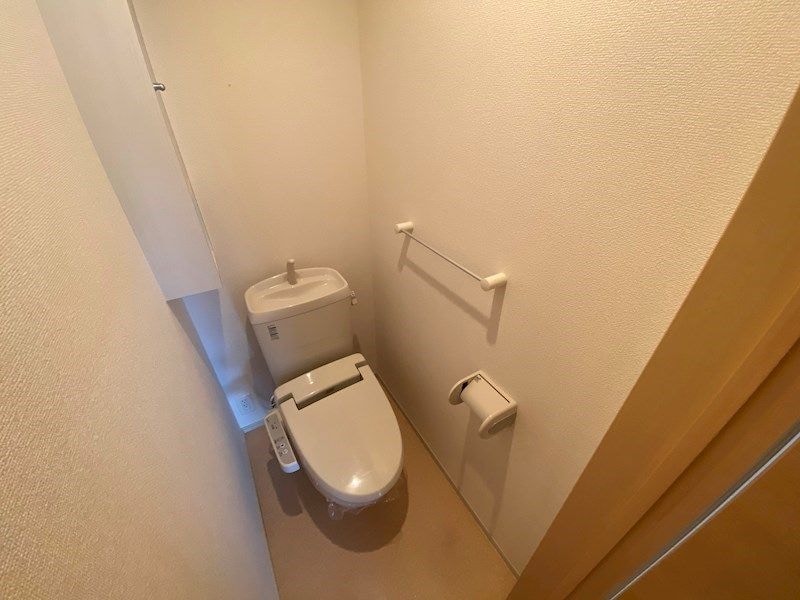 ホワイトローズの物件内観写真