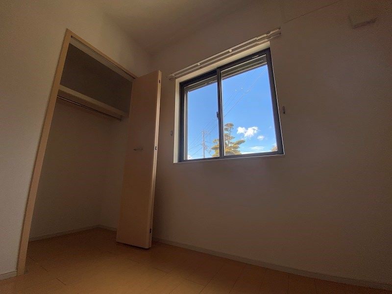 ホワイトローズの物件内観写真