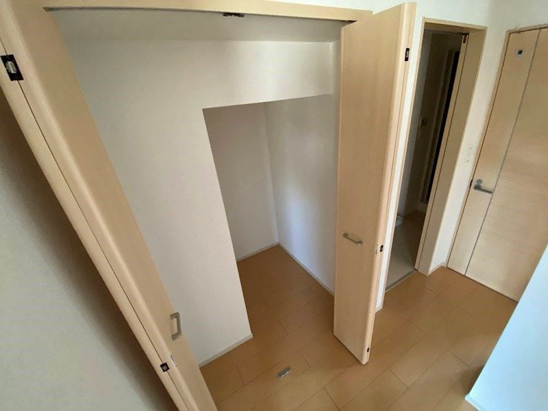 ホワイトローズの物件内観写真