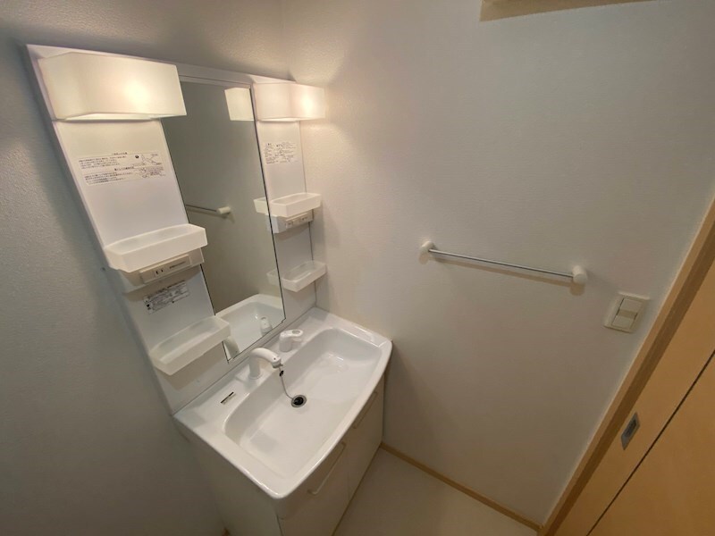 ワイズ　コンブリオVの物件内観写真