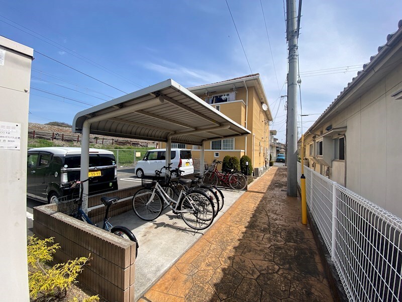 ワイズ　コンブリオVの物件内観写真