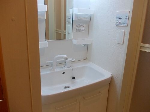 エスペランサ白国IIIの物件内観写真