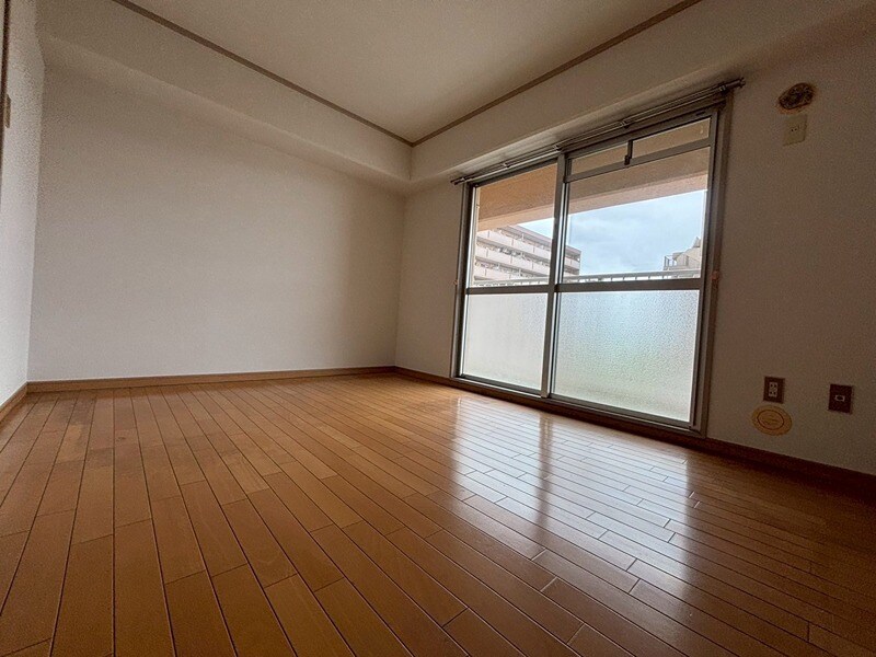 ロイヤルコーポ姫路の物件内観写真