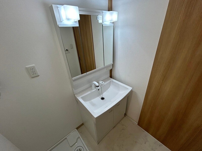 バレンシア三左衛門の物件内観写真