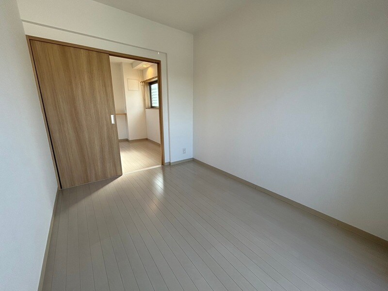 バレンシア三左衛門の物件内観写真