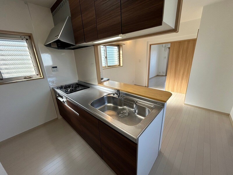 バレンシア三左衛門の物件内観写真