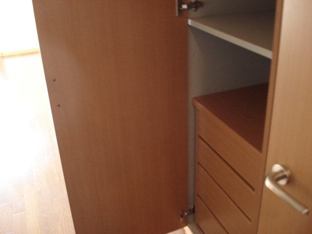 コンフォルト　スクエアの物件内観写真