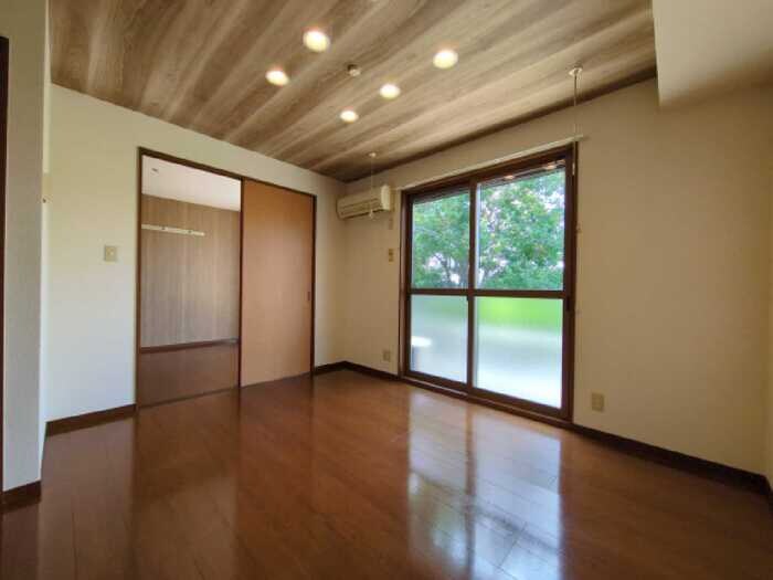 オータム・コートの物件内観写真