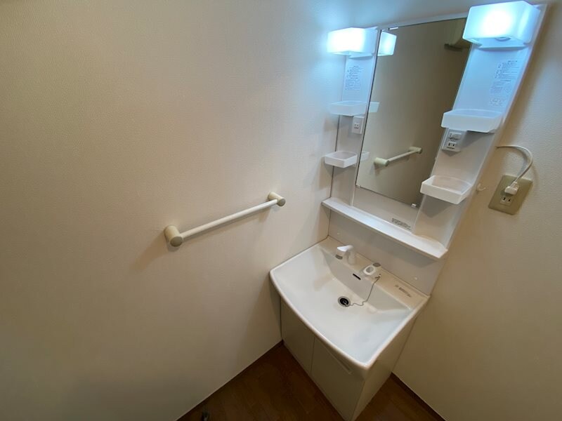 ハイカムールエレガンスの物件内観写真