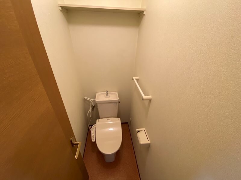 ハイカムールエレガンスの物件内観写真