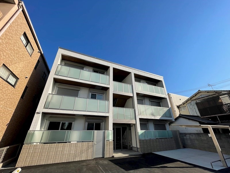 シャーメゾン　姫路Wの物件外観写真