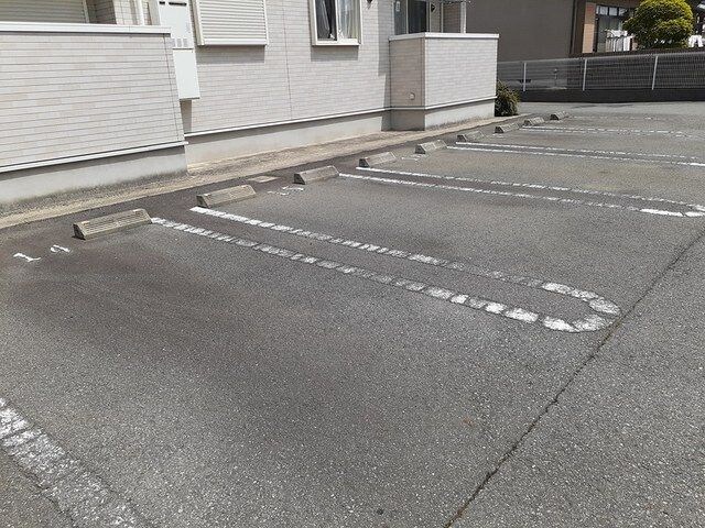 フェリア香呂Bの物件内観写真