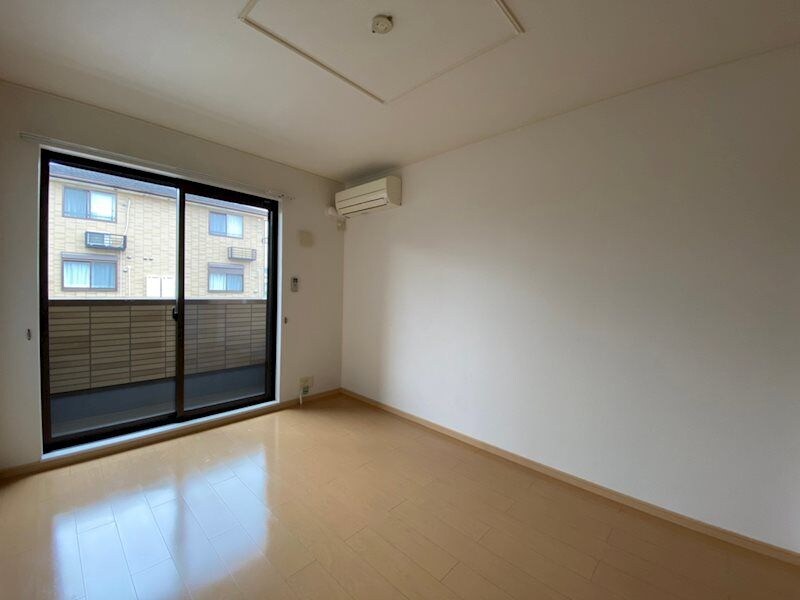 フェリア香呂Bの物件内観写真