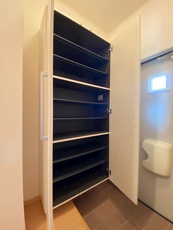 フェリア香呂Bの物件内観写真