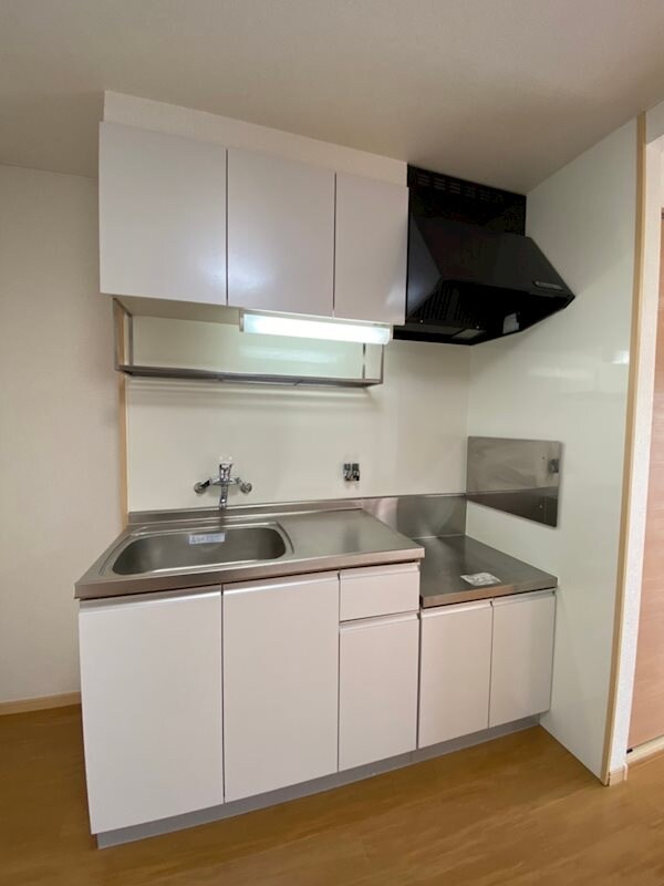 レジデンス英賀保の物件内観写真