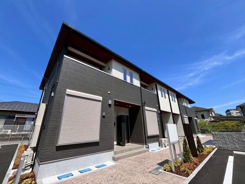 ウィステリアの物件外観写真