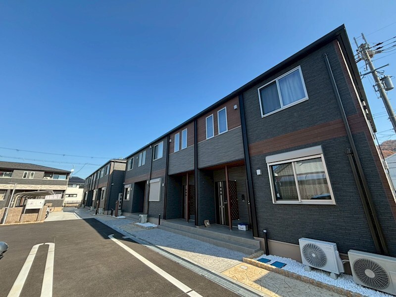 グランベッセルIの物件外観写真