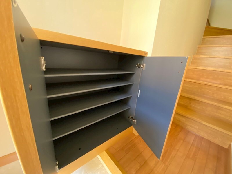 プリムローズ・コートの物件内観写真