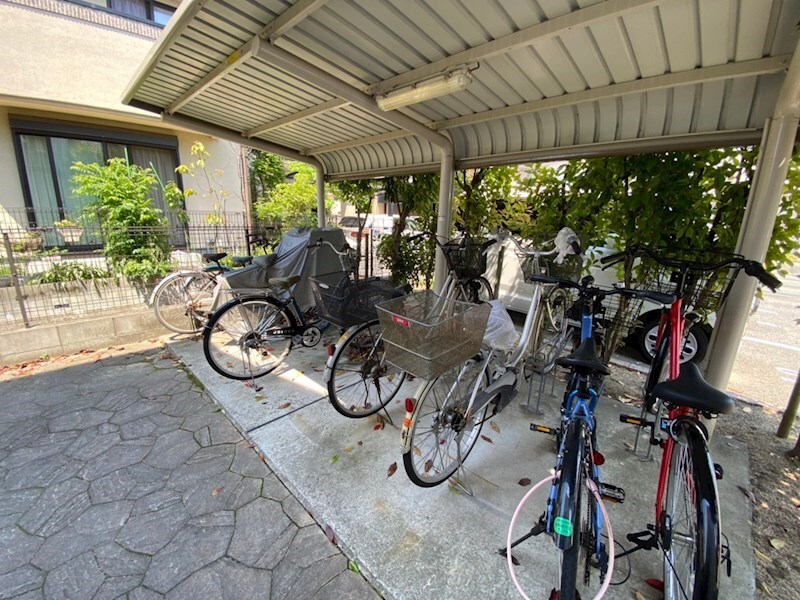 プリムローズ・コートの物件内観写真