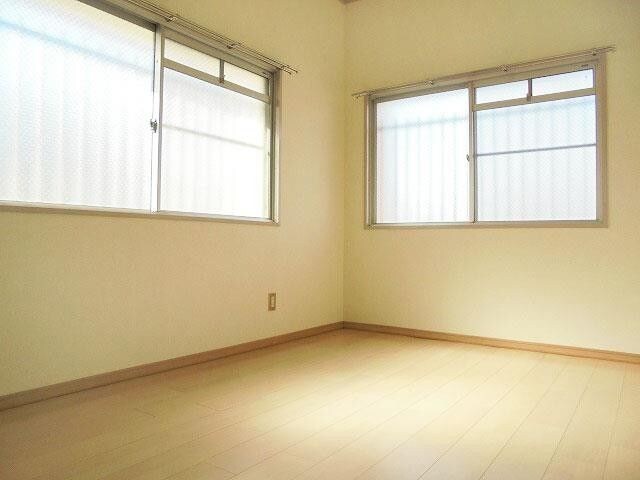 ロイヤルコーポ姫路の物件内観写真