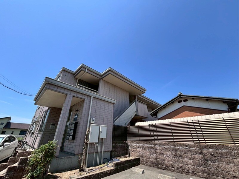 ヴィラージュの物件外観写真