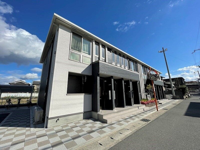 ベル・フランシーズの物件外観写真