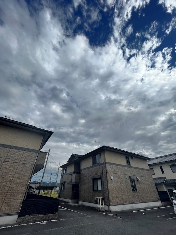 ベルメゾンBの物件外観写真