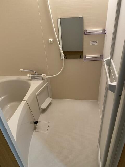 エトランス小松町Ｂの物件内観写真