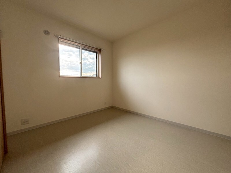 トラミッドヴィラ花田の物件内観写真