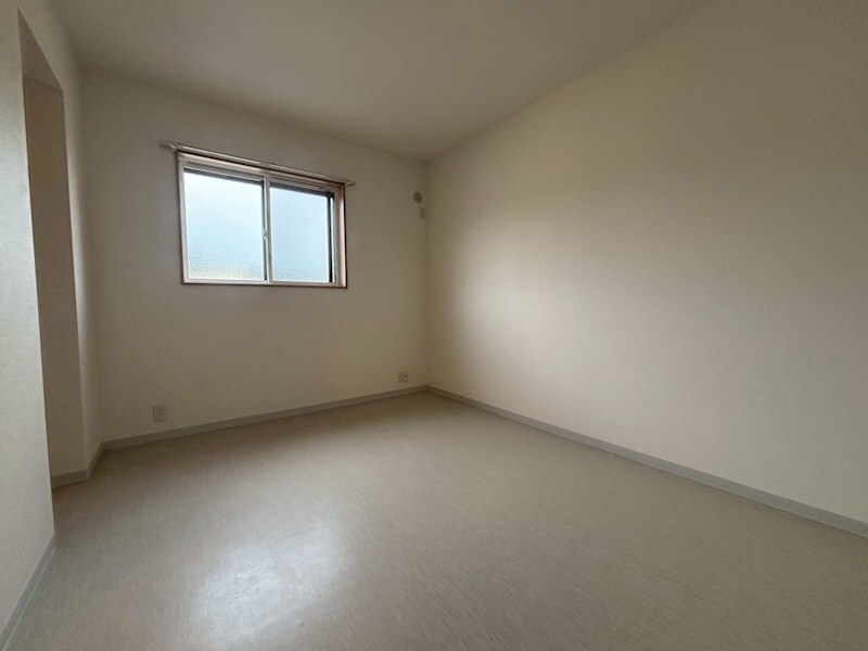 トラミッドヴィラ花田の物件内観写真