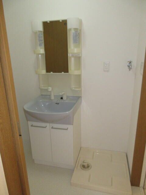 神和町壱番館の物件内観写真