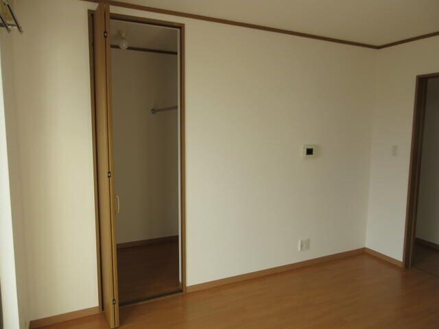 神和町壱番館の物件内観写真