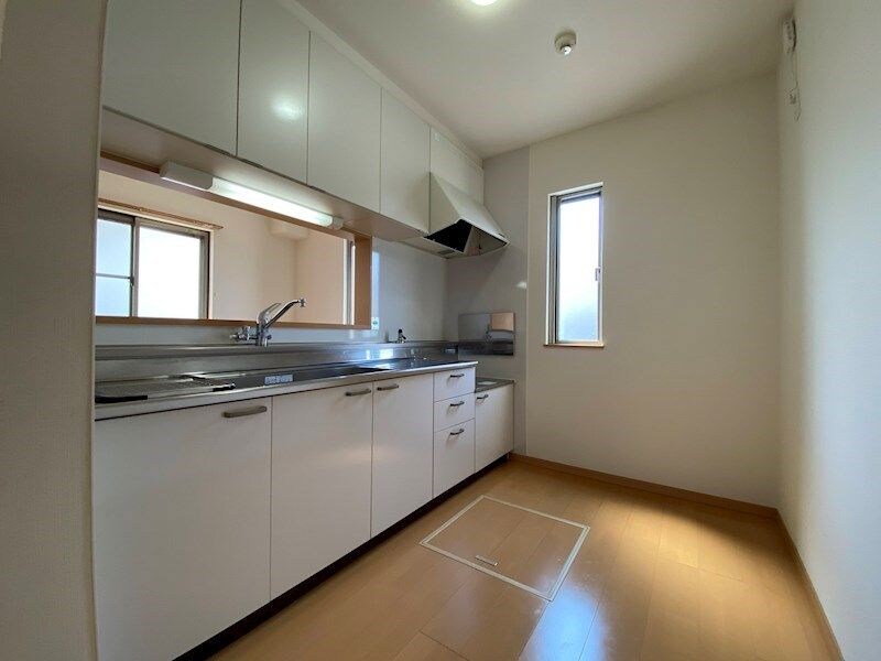 ラシック鷹匠の物件内観写真