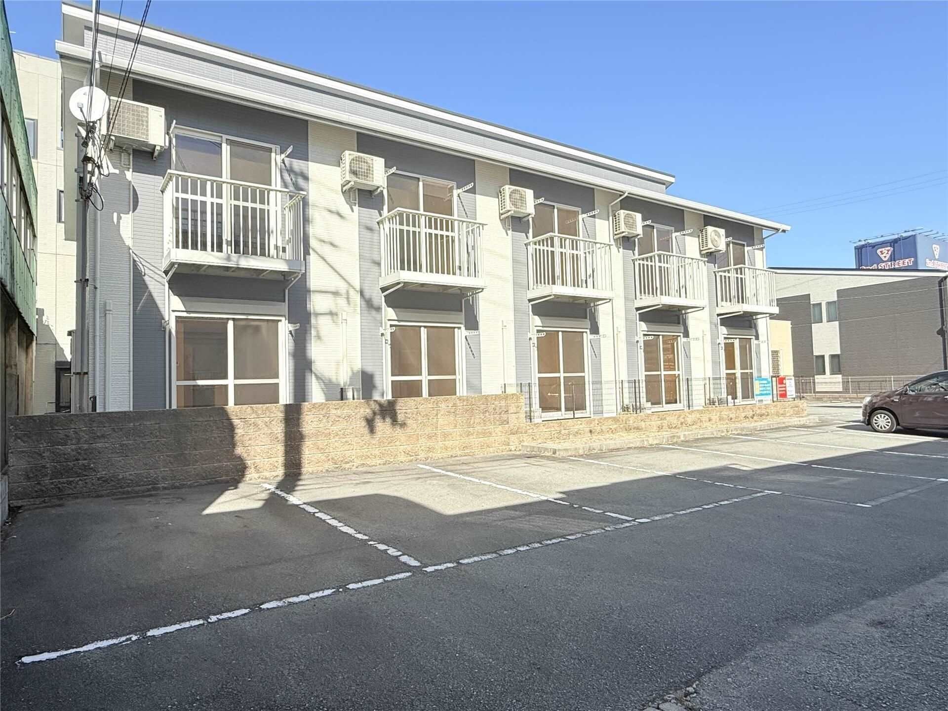 メゾンドフィールドの物件外観写真