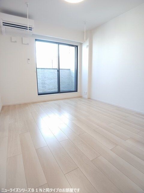 シャイニースカイの物件内観写真