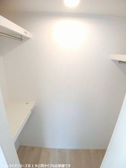 シャイニースカイの物件内観写真