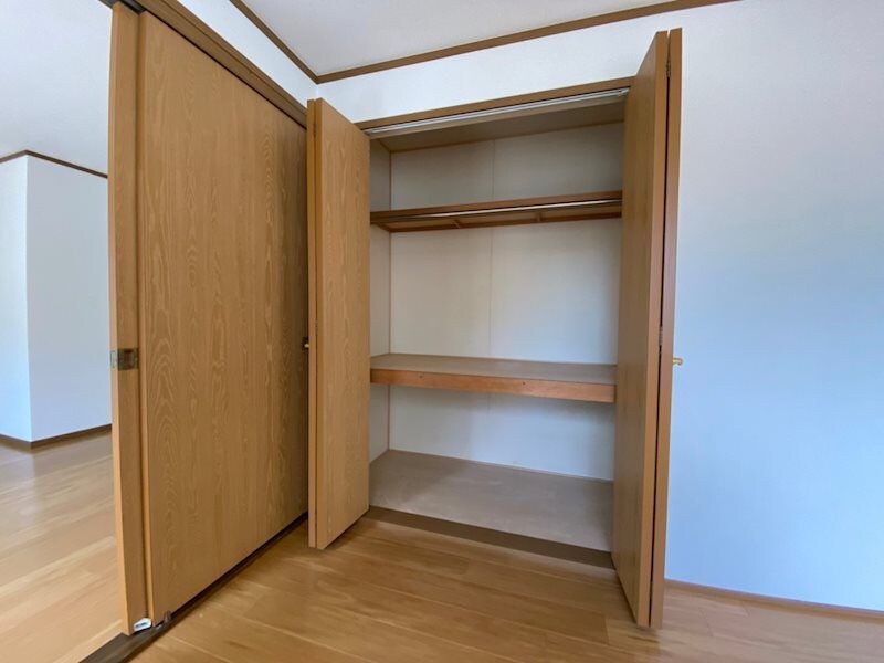 東フラワーの物件内観写真