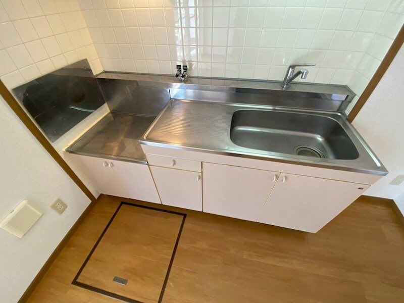 東フラワーの物件内観写真