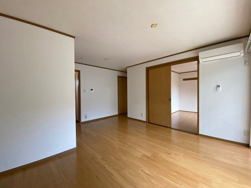 東フラワーの物件内観写真