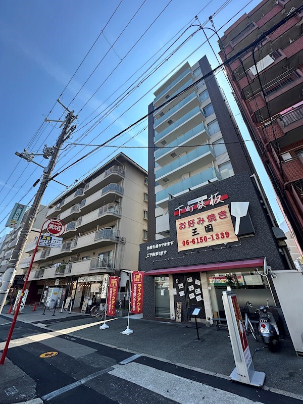 FEEL三国の物件外観写真