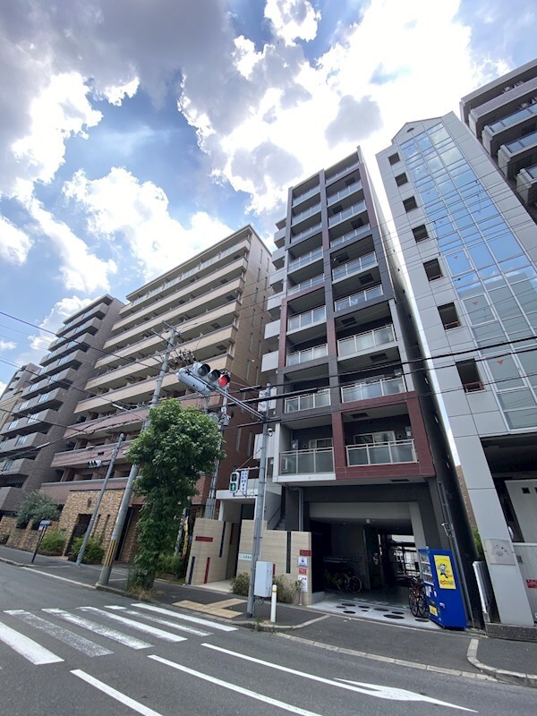 ハピネス江坂の物件外観写真