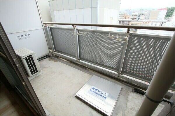 アスール江坂の物件内観写真