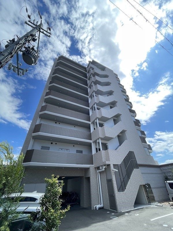 La Douceur豊中南の物件外観写真