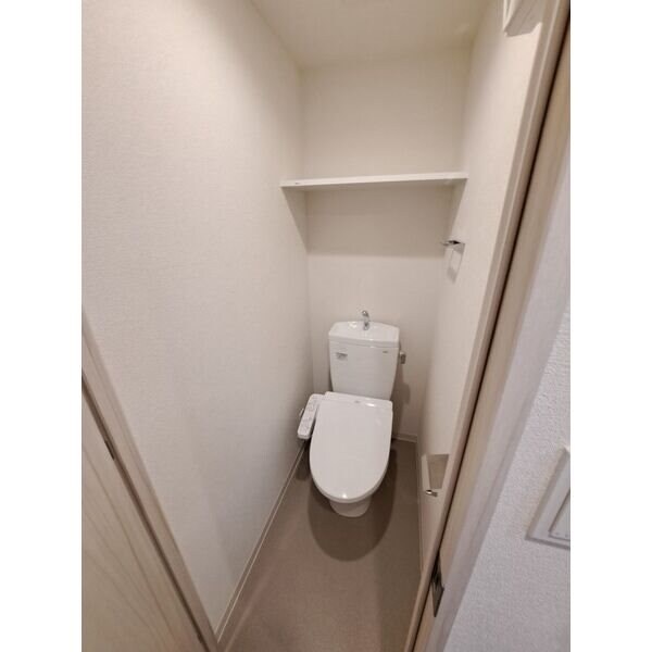 スプランディッド新大阪WESTの物件内観写真