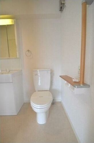 ロハス江坂の物件内観写真