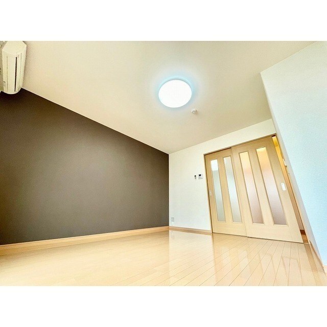 アンプルール クラージュ コリーヌシャンIの物件内観写真